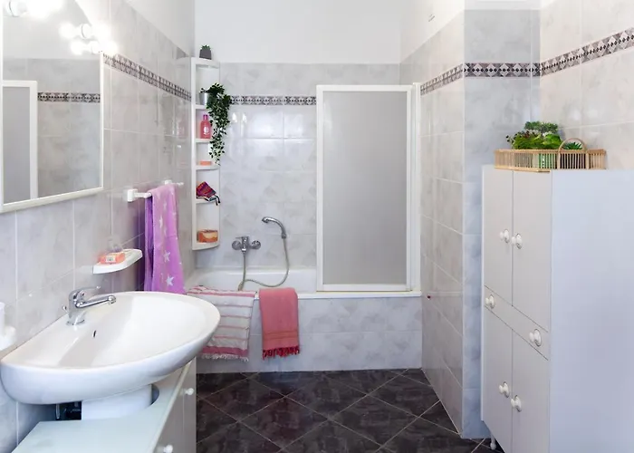 Andrea * Леванто